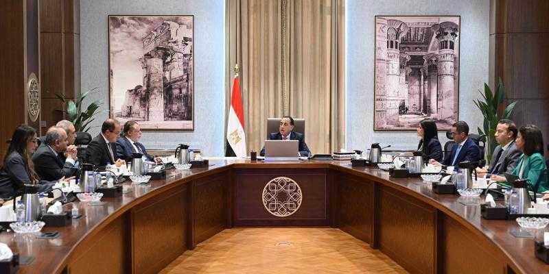 رئيس الوزراء: نسعى إلى ضمان تحقيق مُستهدفات استدامة المسار النزولي للدين الخارجي