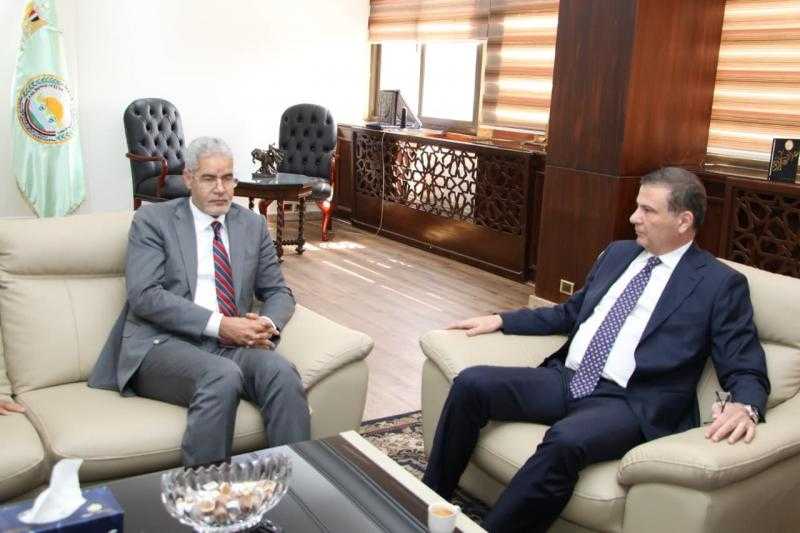 وزيرا الزراعة المصري والموريتاني يبحثان تعزيز التبادل التجاري والاستثمار المشترك