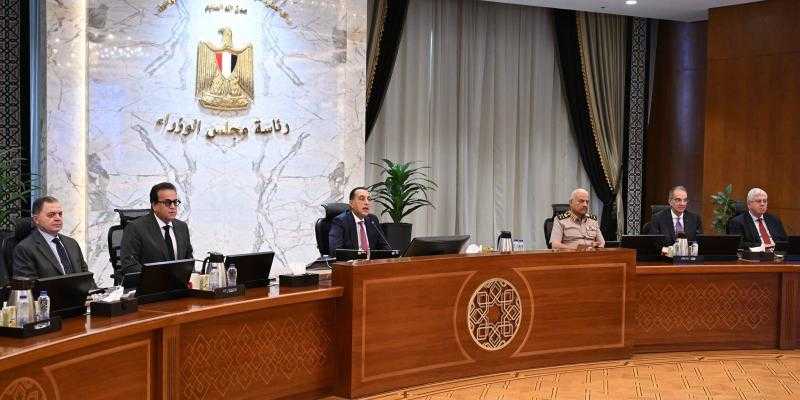 رئيس الوزراء: تقرير ”ستاندر آند بورز” يشير بقوة إلى نجاح برنامج الإصلاح الاقتصادي.. ونواصل تنفيذه