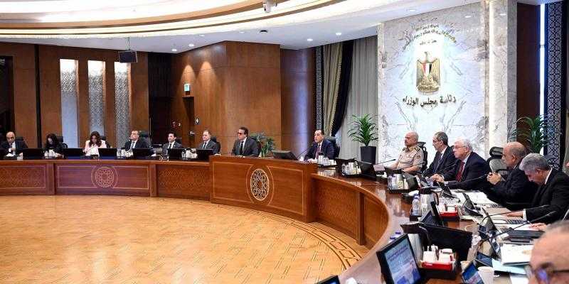 مجلس الوزراء يوافق على إعادة إسناد منطقة التزام التمساح البحرية لشركتي أيوك وبي بي