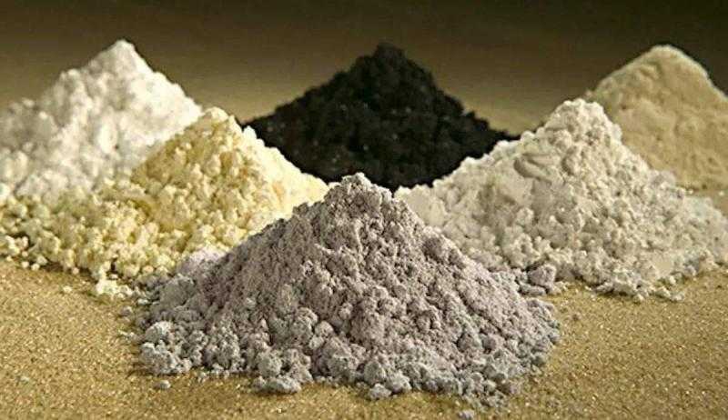 الصين تسعى لتهدئة المخاوف العالمية حيال قيود المعادن النادرة