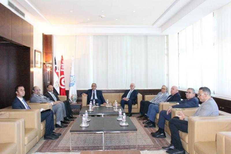 مصر وتونس تبحثان تعزيز التعاون الاستثماري ورفع حجم التبادل التجاري ليصل إلى مليار دولار
