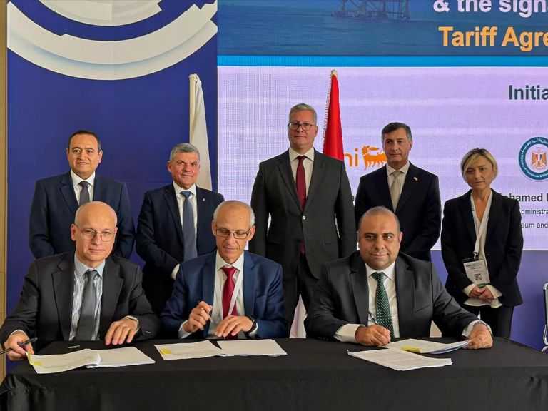 مصر وقبرص توقعان اتفاقيات نقل غاز حقل “كرونوس” إلى البنية التحتية المصرية