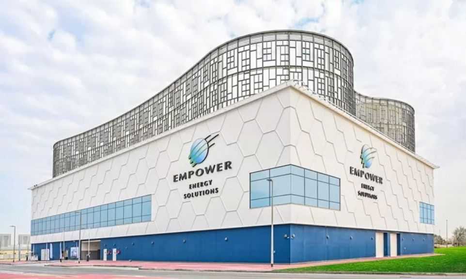 إمباور الإماراتية توقع عقد بناء محطة تبريد جديدة في قرية جميرا بالإمارات