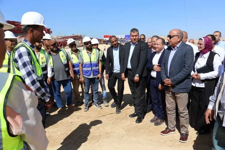 فى زيارة ميدانية.. وزير الكهرباء يتفقد إنهاء أعمال مسار خط الربط الكهربائي المصري السعودي