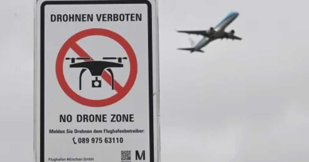 تعليق حركة الملاحة الجوية فوق مطار بلجيكي بسبب رصد طائرة مسيّرة