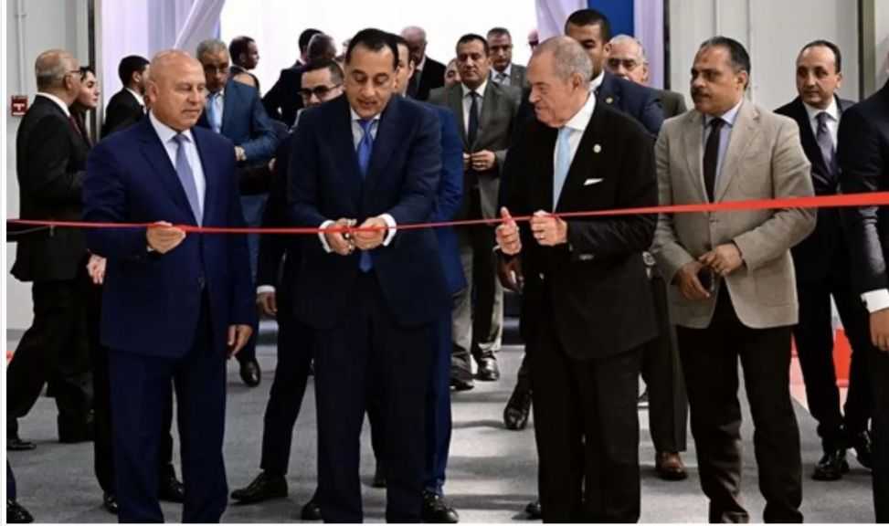 رئيس الوزراء يفتتح مصنع ”المنصور لتصنيع فلاتر المركبات والفلاتر الصناعية”