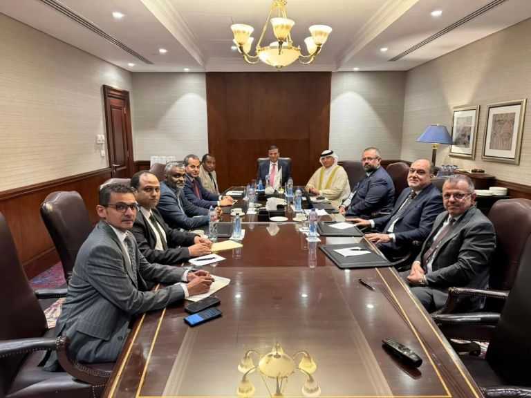 ”فاروق” يُناقش سُبل تعزيز الاستثمارات العربية في المجال الزراعي