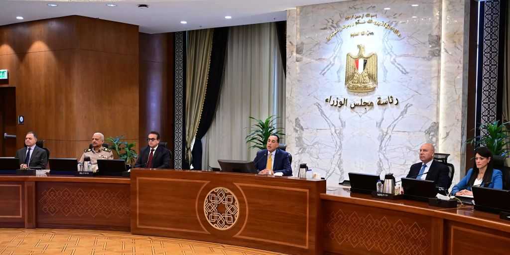 رئيس الوزراء: اهتمام بالغ من الرئيس السيسي بقطاع الاتصالات لدوره في توفير الآلاف من فرص العمل للشباب