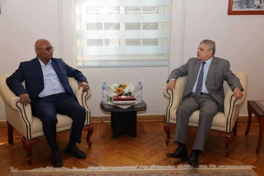 ”قناة السويس” تُناقش التعاون مع السودان في تطوير المواني وتقديم الخدمات اللوجستية