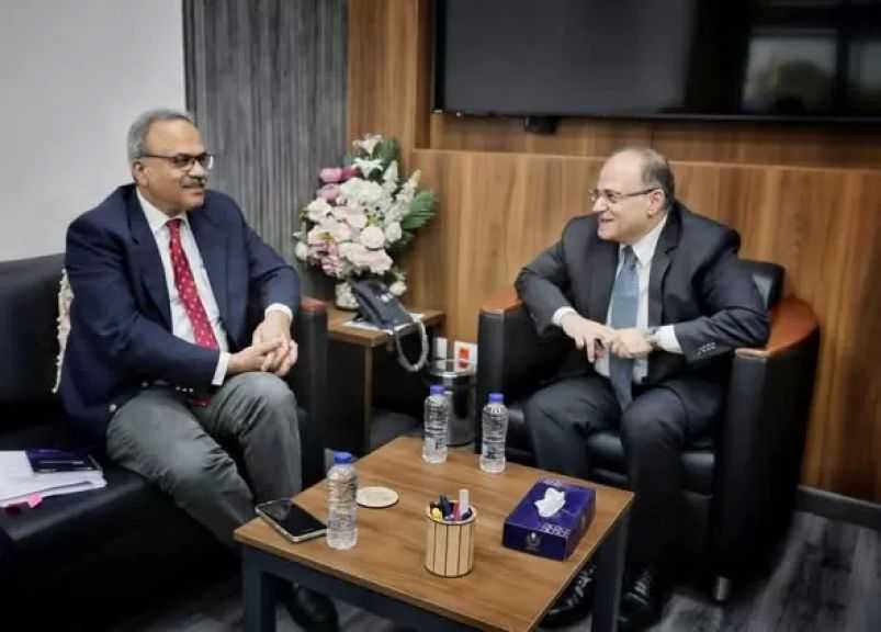 مصر والهند تبحثان التعاون بمجالات التنظيم الدوائي والصناعات الدوائية