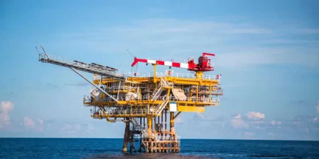 إدارة ترامب تلغي قيود التنقيب عن النفط في احتياطي ألاسكا