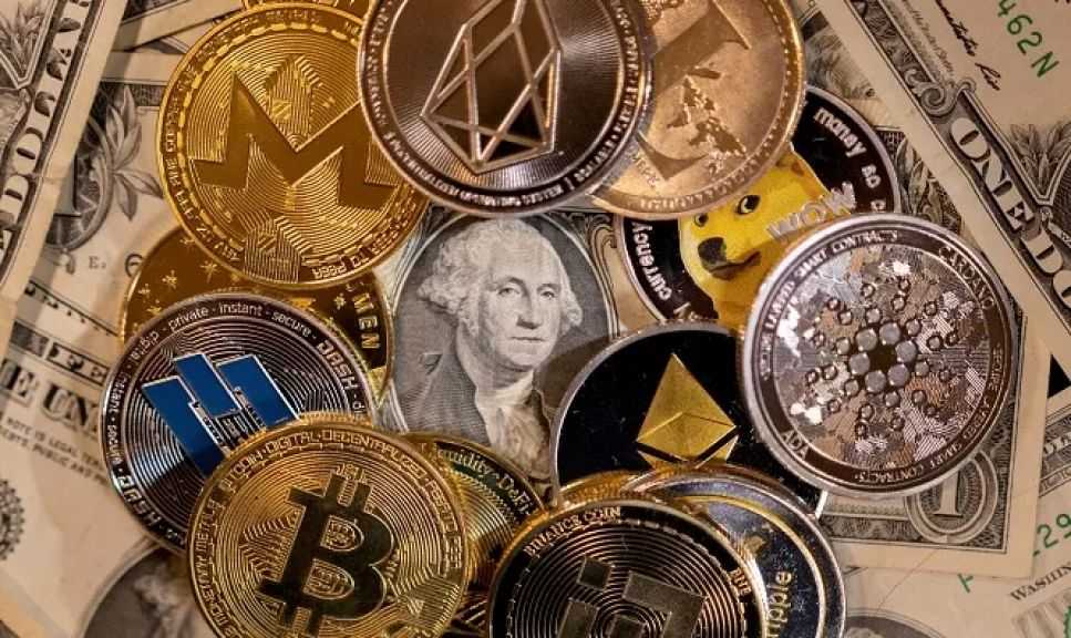 البيتكوين تدخل نطاق السوق الهابطة مع استمرار موجة البيع