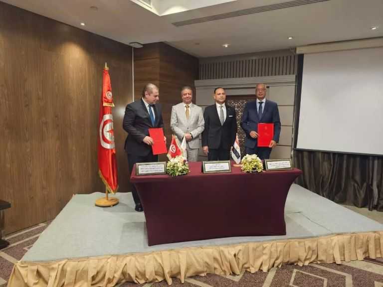 مصر وتونس توقعان مذكرة تفاهم بشأن الاعتراف المتبادل بشهادات المطابقة للسلع الصناعية غير الغذائية