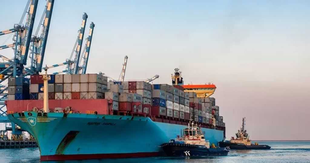 الإمارات: 2.7 تريليون درهم قيمة التجارة الخارجية غير النفطية (+25%) خلال 9 أشهر 2025