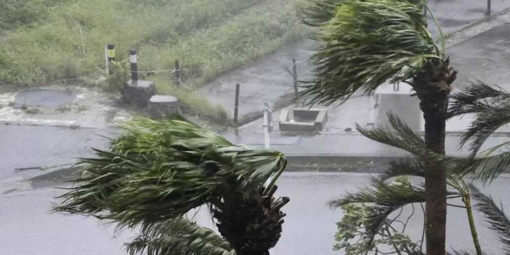 انقطاع الكهرباء عن آلاف الأستراليين بعد اجتياح الإعصار فينا لولاية الإقليم الشمالي