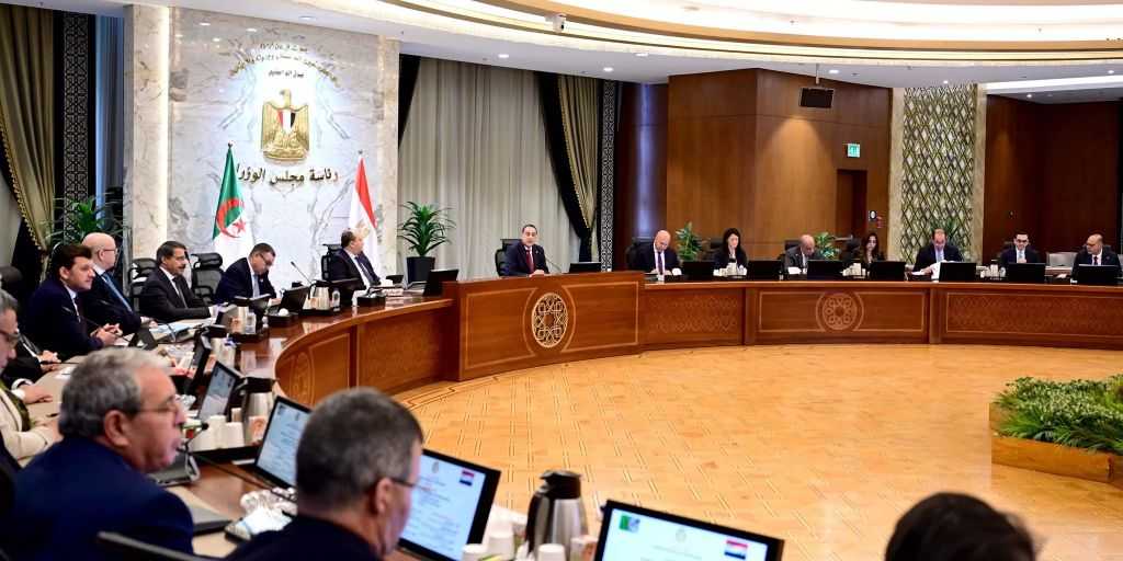 وزير الصناعة والنقل: سأزور الجزائر على رأس وفد من الشركات المصرية لبحث التعاون بمشروعات البنية التحتية