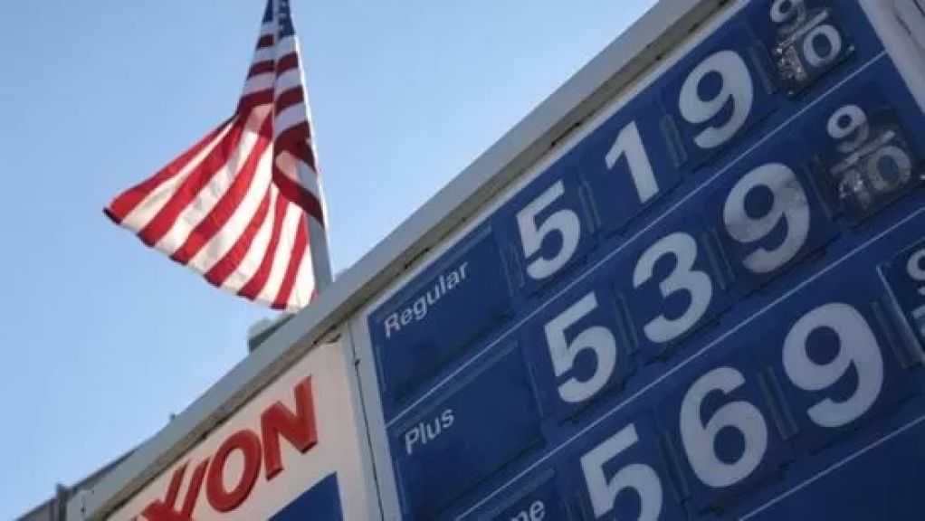 تراجع أسعار البنزين في أمريكا مع بدء عطلة عيد الشكر