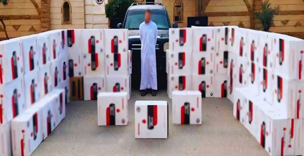 ”الداخلية” تضبط 46.5 ألف عبوة سجائر مهربة ومجهولة المصدر