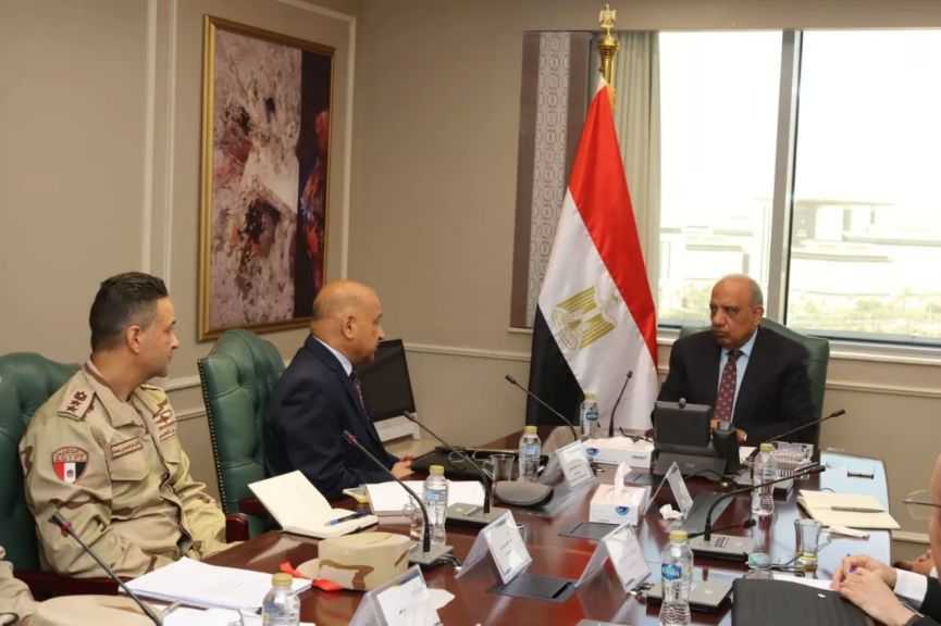 وزير الكهرباء يجتمع برؤساء الشركة المصرية للتعدين والجهاز التنفيذي للإشراف على مشروعات المحطات النووية