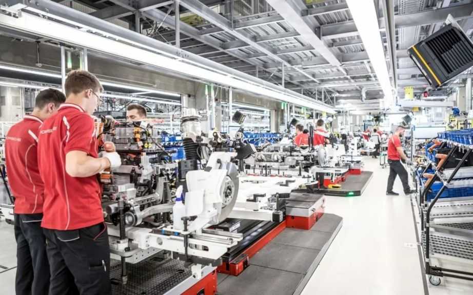 القطاع الخاص غير المنتج للنفط في مصر يُسجل أفضل أداء منذ 5 سنوات