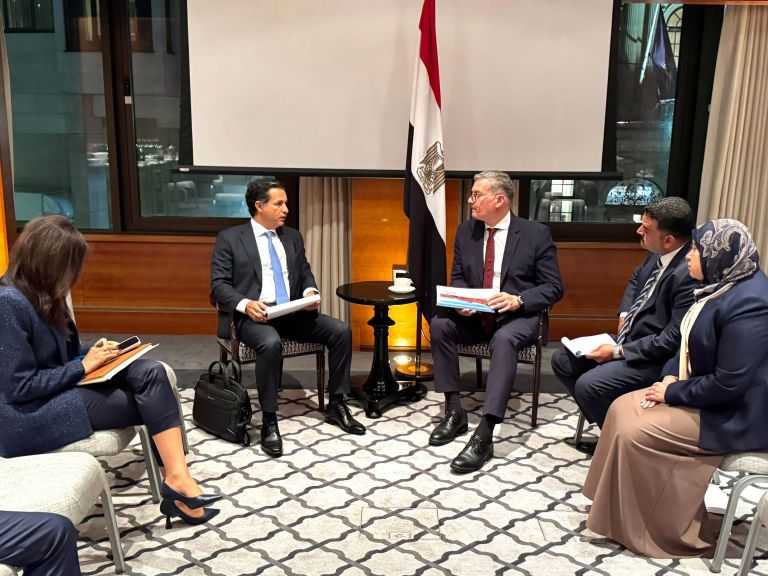 وزير البترول يبحث مع ”لوتس جولد” أعمال استكشافات الذهب في الصحراء الغربية