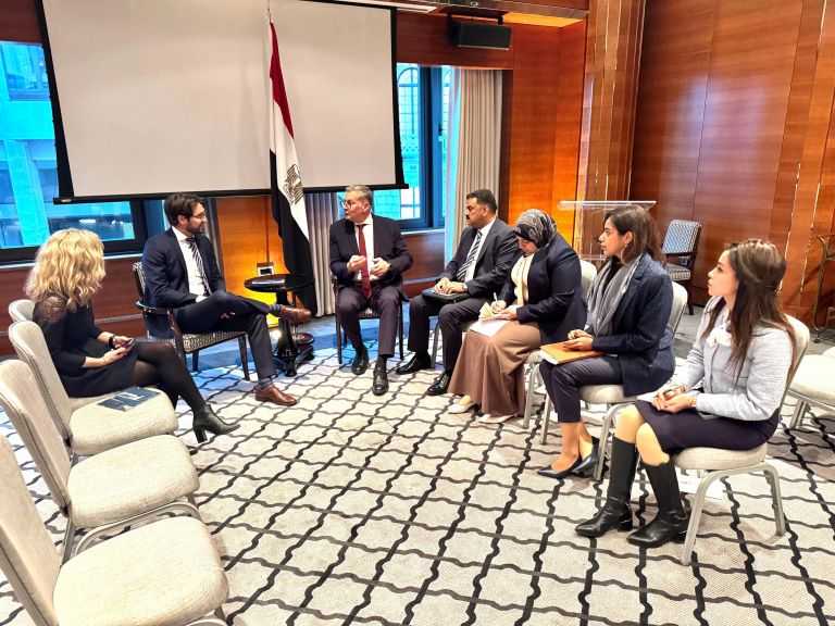 وزير البترول يُناقش مع شركة عالمية الاستثمار لاستكشاف النحاس والمعادن الأساسية