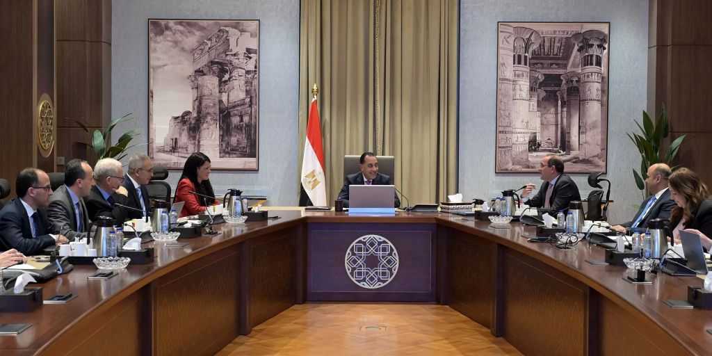 رئيس الوزراء: إعادة هيكلة الهيئات الاقتصادية يستهدف رفع كفاءتها لزيادة مساهمتها في الناتج المحلي