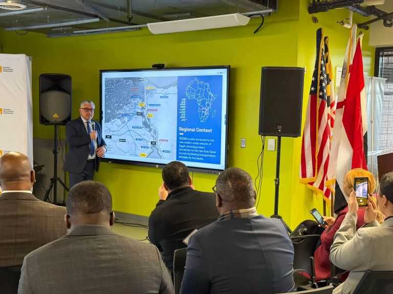 ”جمال الدين” يلتقي مع شركات أمريكية تعمل بمجالات حلول الطاقة والري المتطور