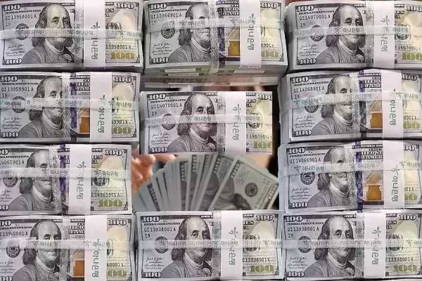 ضبط قضايا اتجار في النقد الأجنبي بقيمة 7 ملايين جنيه