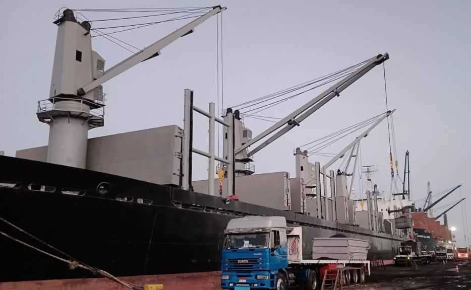 مصر تُصدر أول شحنة من الفحم البترولي المكلسن منذ إعادة تشغيل ”بلوكات الأنود الكربونية”