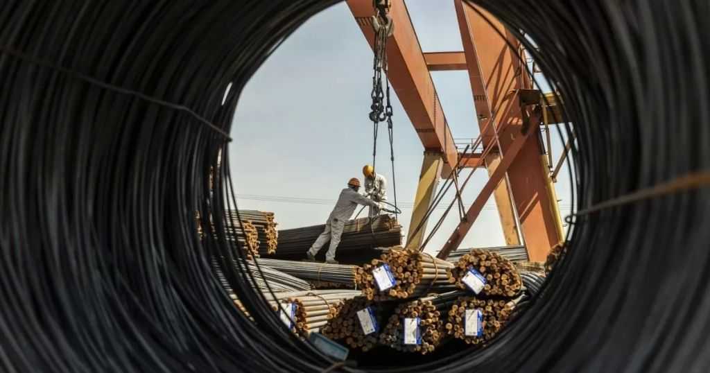 رئيس رابطة الصلب العالمية: لا حل سريعاً لفائض الإنتاج الصيني