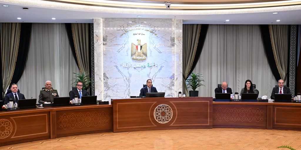 رئيس الوزراء: اهتمام بجذب المزيد من الاستثمارات الأجنبية بقطاع السيارات والصناعات المغذية لها