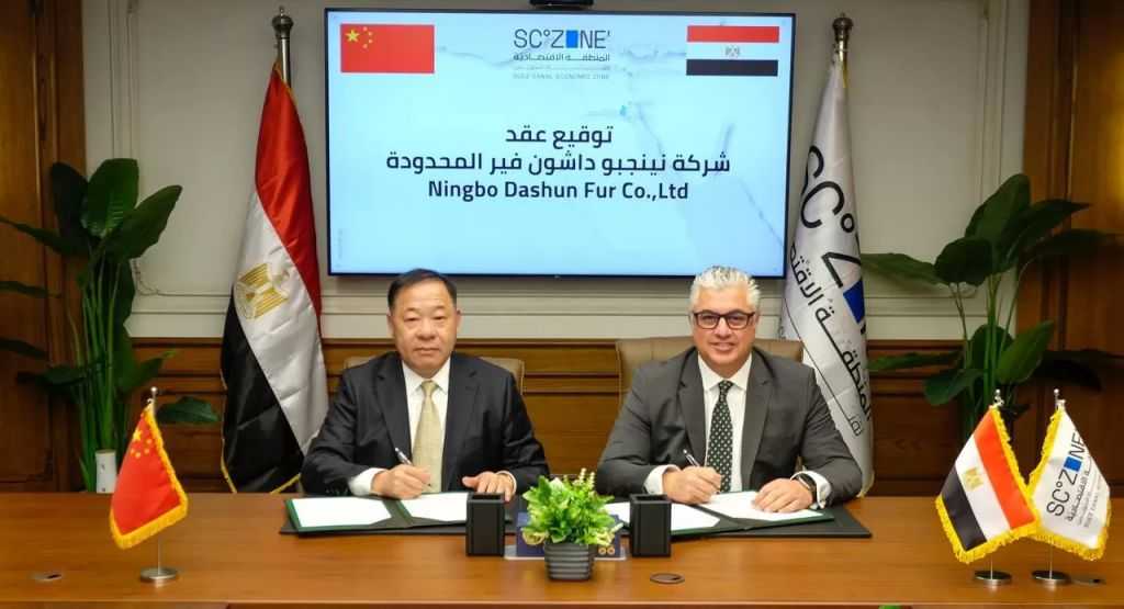 باستثمارات 40 مليون دولار.. توقيع عقد مصنع لـ”المايكروفايبر” بمنطقة القنطرة غرب الصناعية