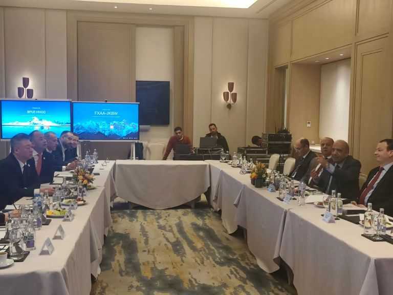 وزير الكهرباء: الاستفادة من التقنيات المتقدمة والشراكات الدولية لدمج مصادر الطاقة المتجددة وضمان أمنها