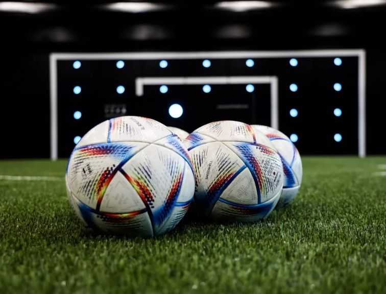 التحول الرقمي وتأثيره على متابعة كرة القدم الحديثة