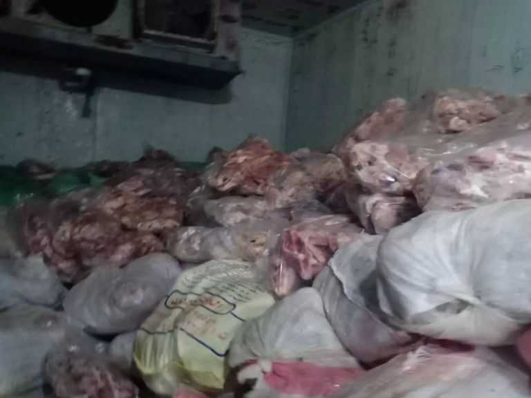 ”الخدمات البيطرية” تضبط 389.8 طنًا من اللحوم والدواجن والأسماك غير المطابقة للاشتراطات الصحية