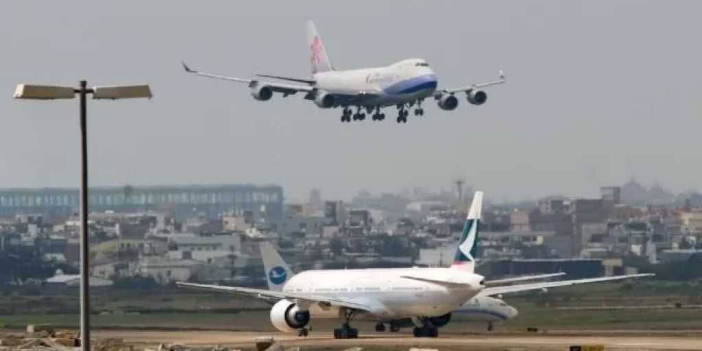 تايوان تلغي 74 رحلة طيران داخلية بسبب المناورات العسكرية الصينية