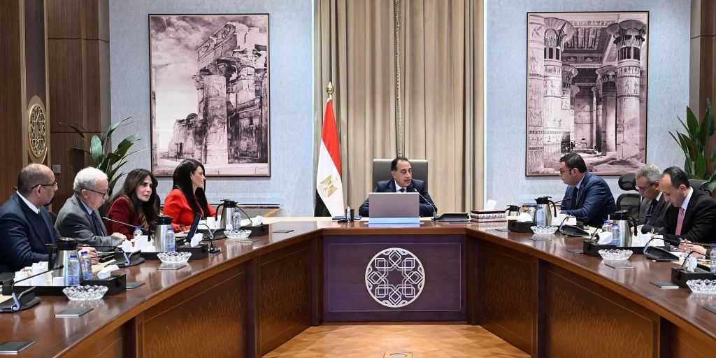 رئيس الوزراء يُتابع آليات تعظيم موارد هيئة المجتمعات العمرانية الجديدة