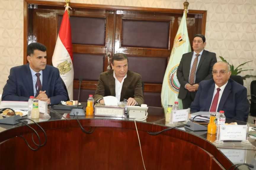 وزير الزراعة: الدولة تضع السياسات الزراعية المرشدة للمياه على رأس الأولويات