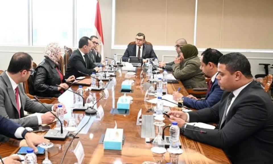 وزير الإسكان يُتابع سير العمل بمشروع تطوير منطقة مثلث ماسبيرو