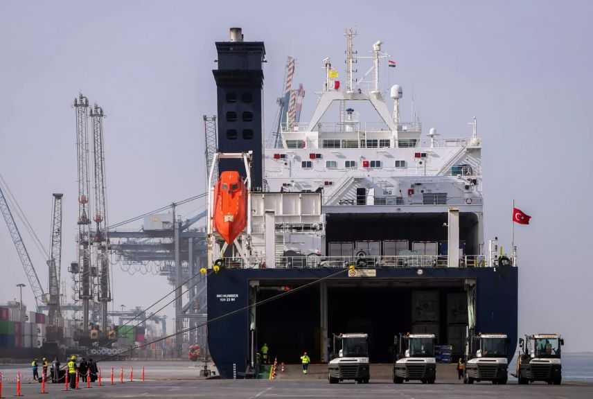 تضم ذرة وحديد.. ميناء دمياط يستقبل 32772 طنًا من البضائع