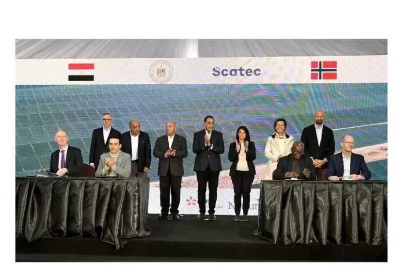 مدبولي: توقيع اتفاقيات التمويل المبدئية لمشروع «ڤالي للطاقة المستدامة» باستثمارات 1.8 مليار دولار