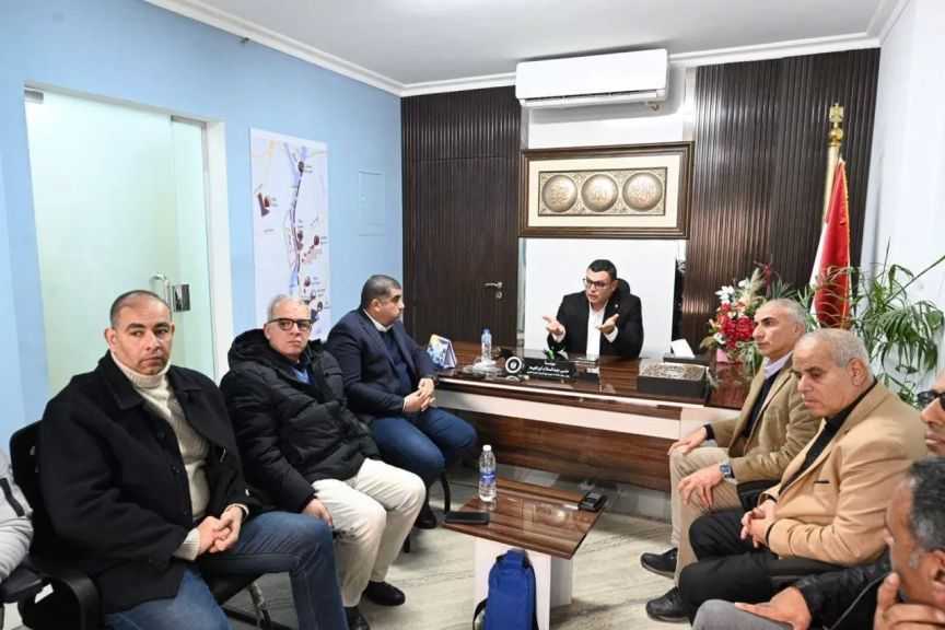 وزير الإسكان يُتابع تنفيذ مشروعات مثلث ماسبيرو وتطوير سورق مجرى العيون وحديقة الأزبكية