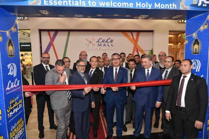باستثمارات 500 مليون جنيه.. وزير التموين يفتتح فرع لولو هايبر ماركت الجديد بالتجمع الخامس| صور
