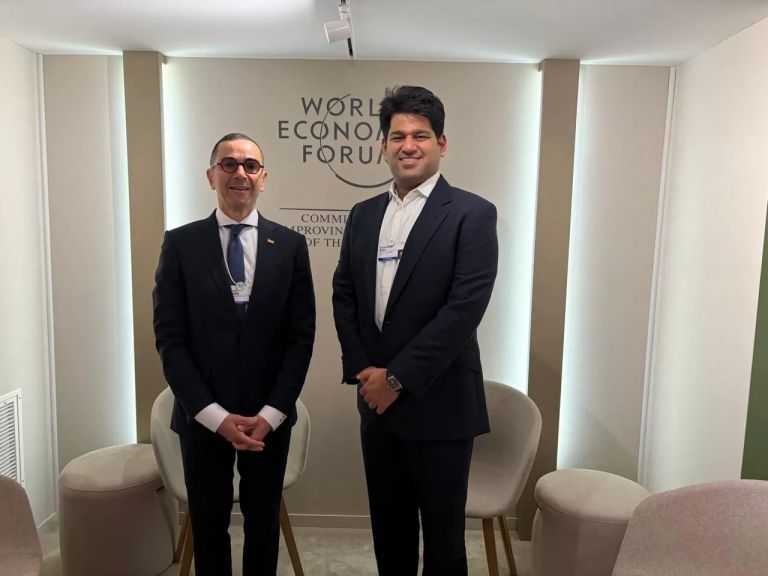 وزير الاستثمار يبحث مع شركة هندية إنشاء أكبر مركز لتصنيع الدراجات النارية والثلاثية العجلات في إفريقيا