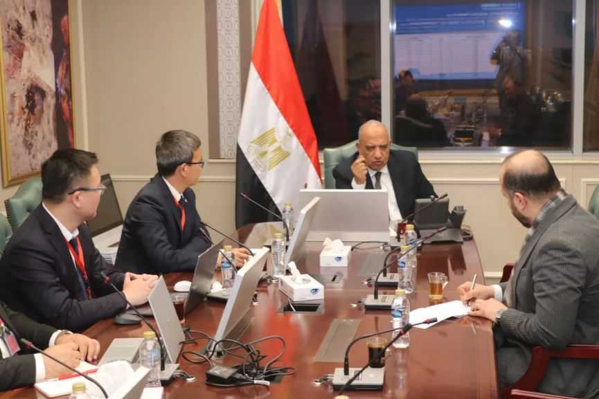 وزير الكهرباء يبحث مع صاني الصينية التعاون بتصنيع توربينات الرياح