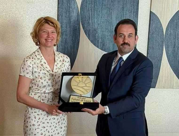 ”مستقبل مصر” يبحث مع موسكو توريد القمح والحبوب