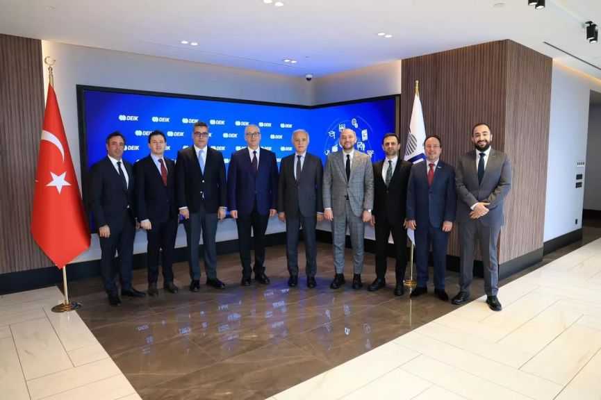 السفير المصري يلتقي مع ممثلو قطاع الأعمال التركي لجذب الاستثمارات وتعزيز التبادل التجاري