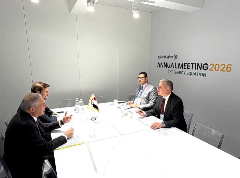 وزير البترول يُناقش مع ”سايبم” الإيطالية الإعداد للمرحلة 12 لتنمية وإنتاج الغاز بغرب الدلتا